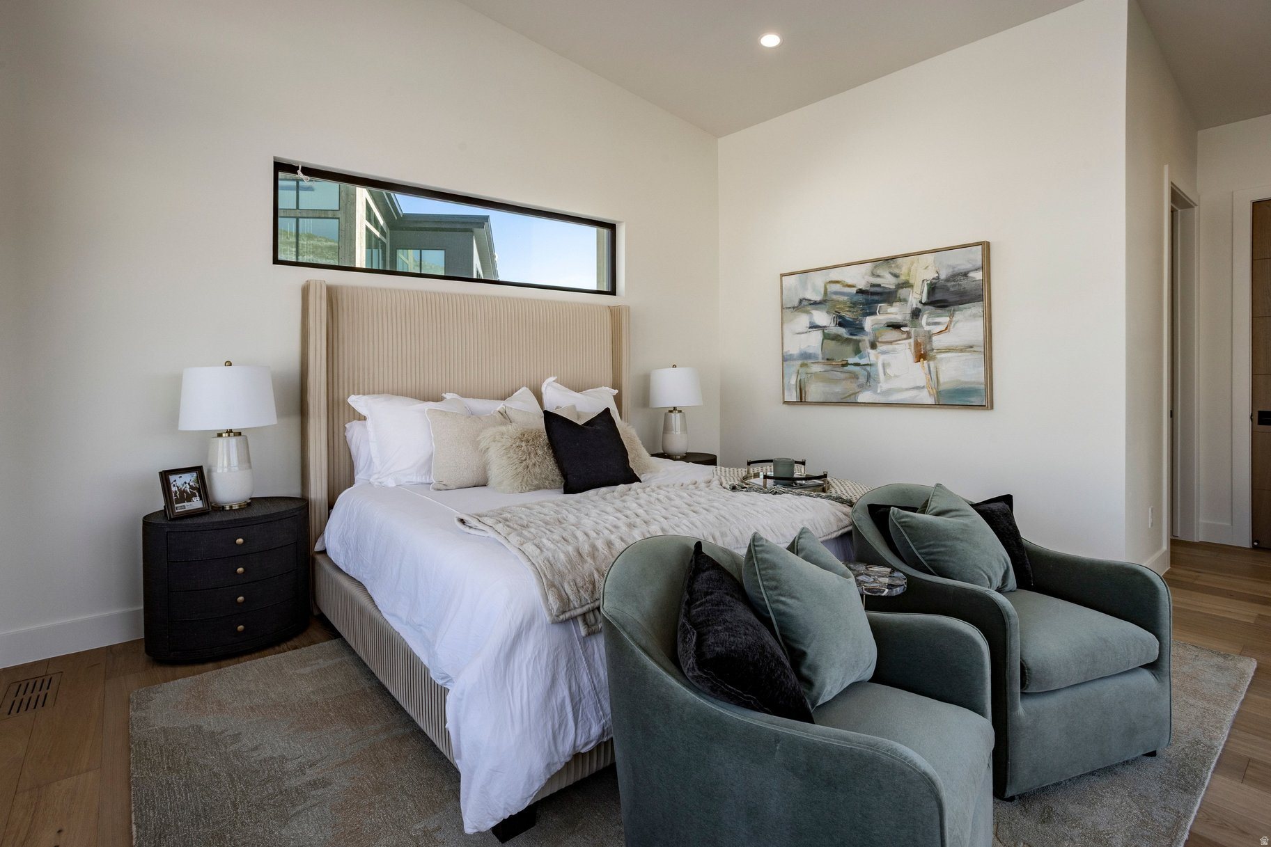 1717 W CENTAUR CT