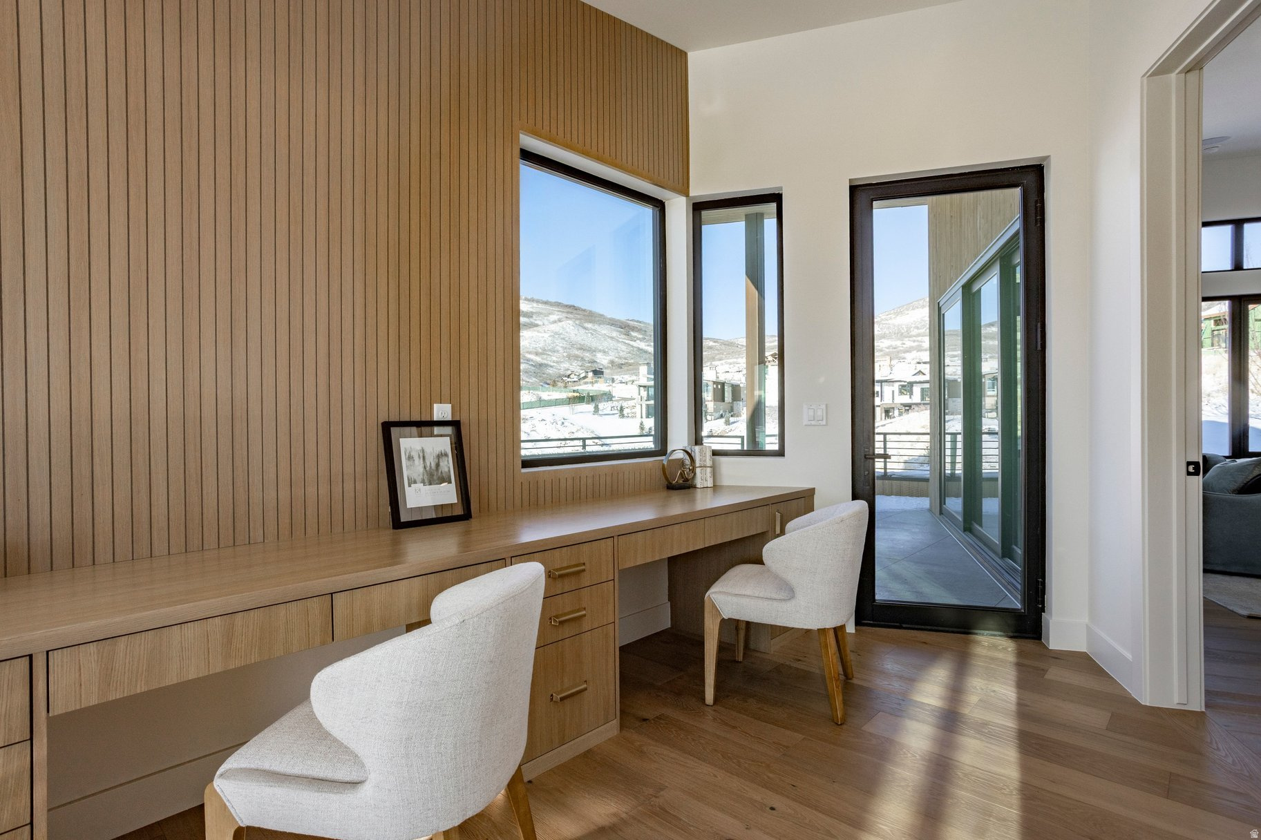 1717 W CENTAUR CT