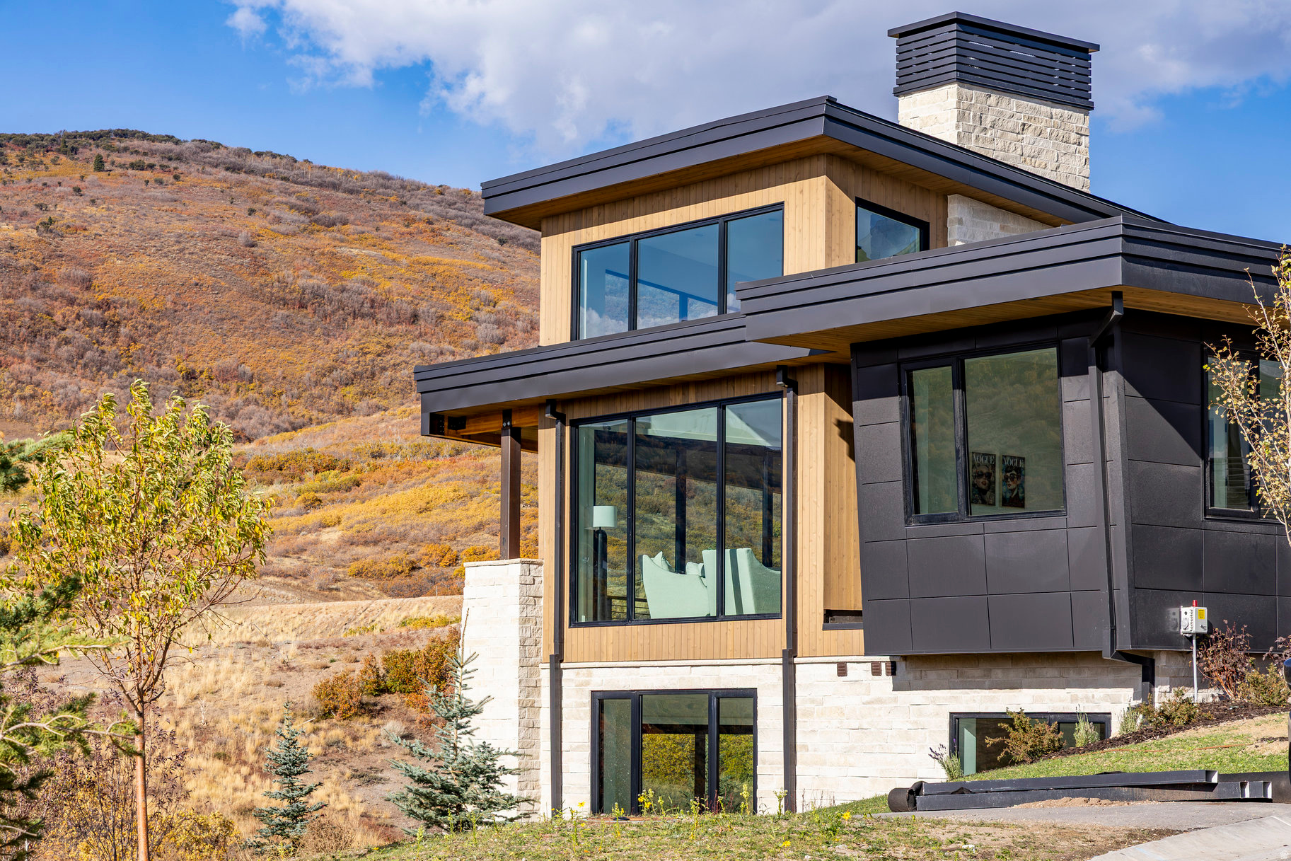 1717 W CENTAUR CT