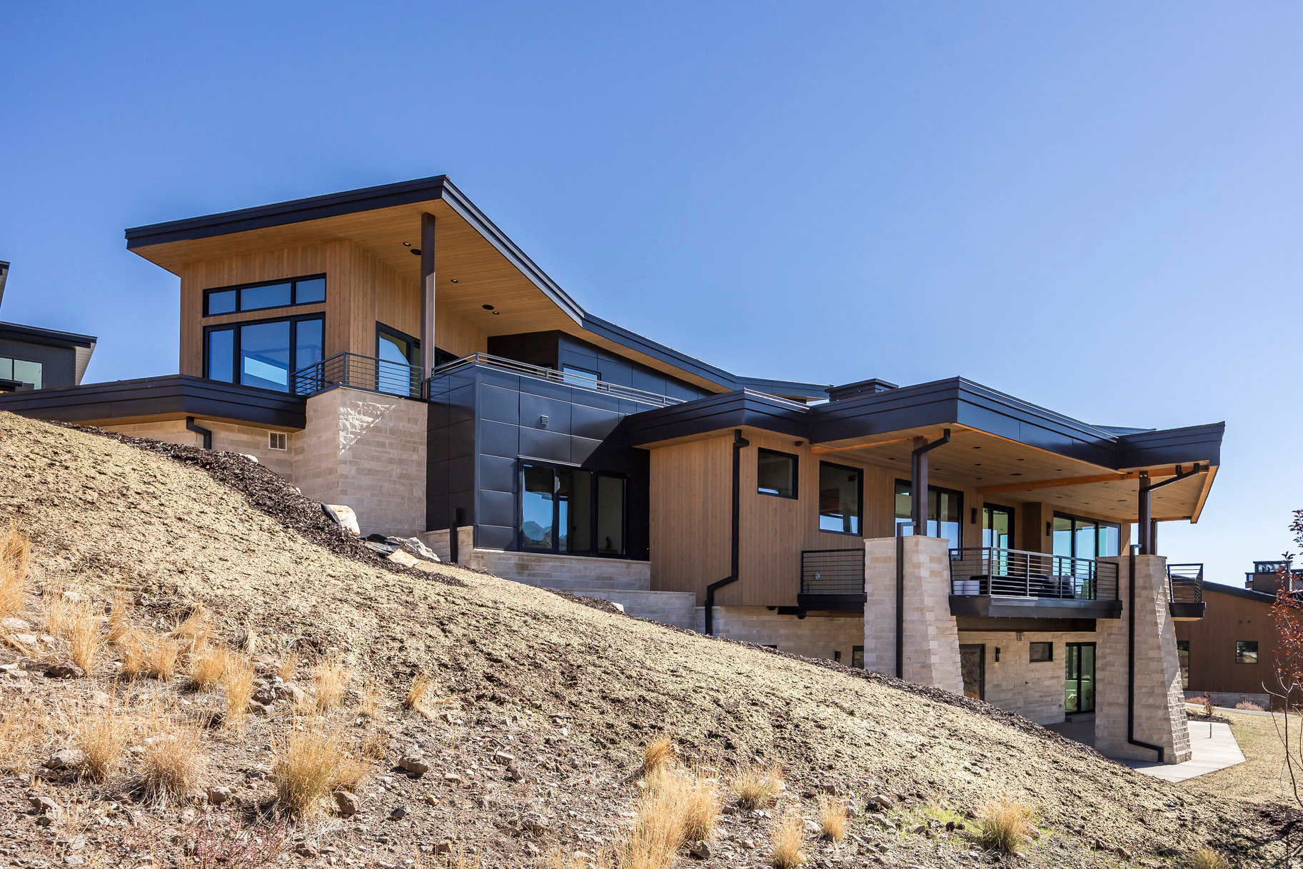 1717 W CENTAUR CT