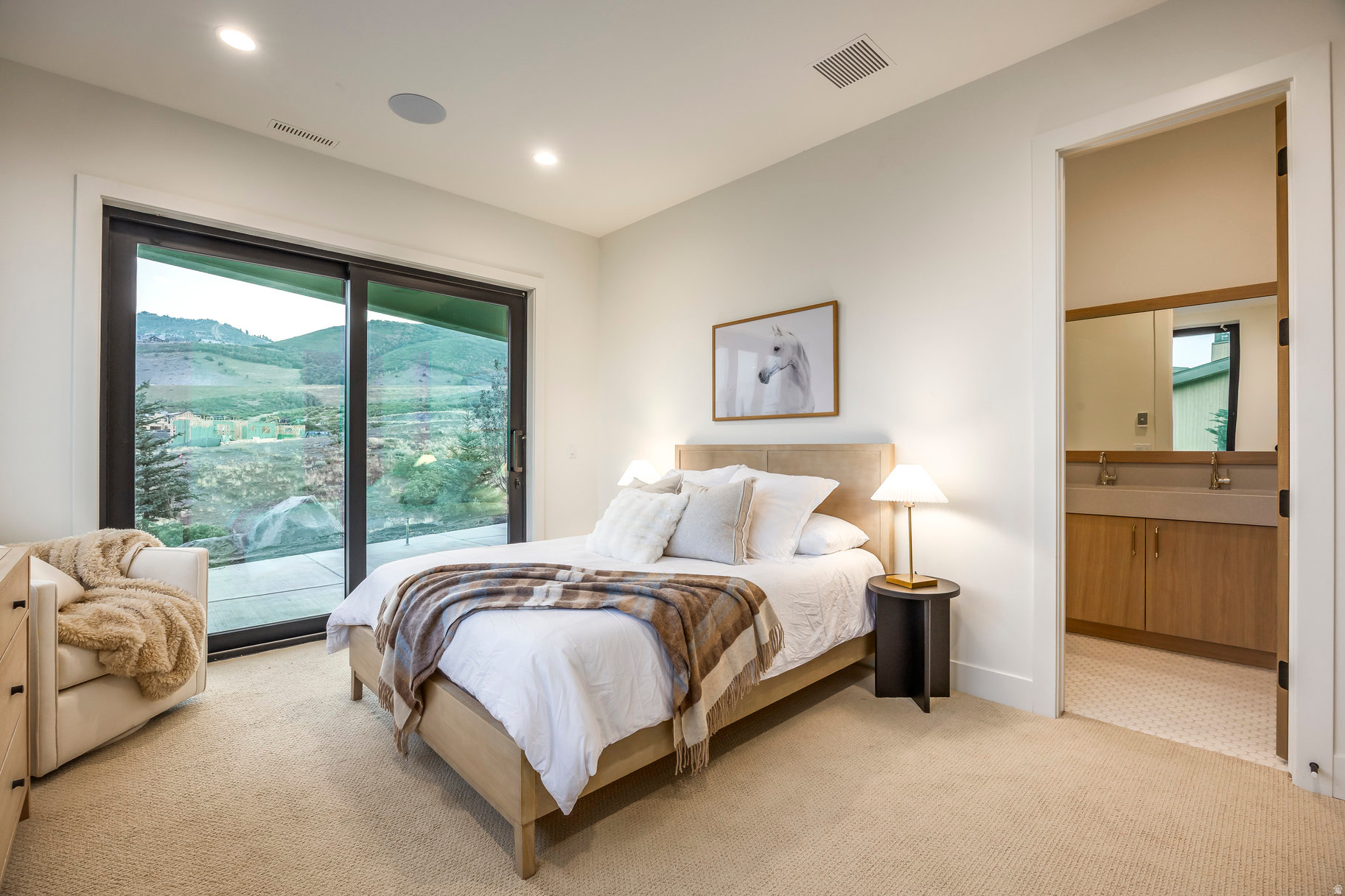 1717 W CENTAUR CT