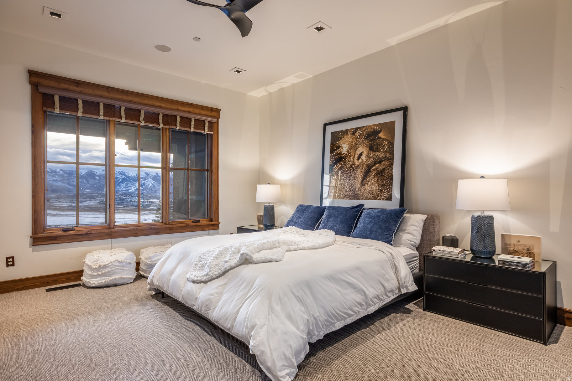 7701 N WEST HILLS TRL