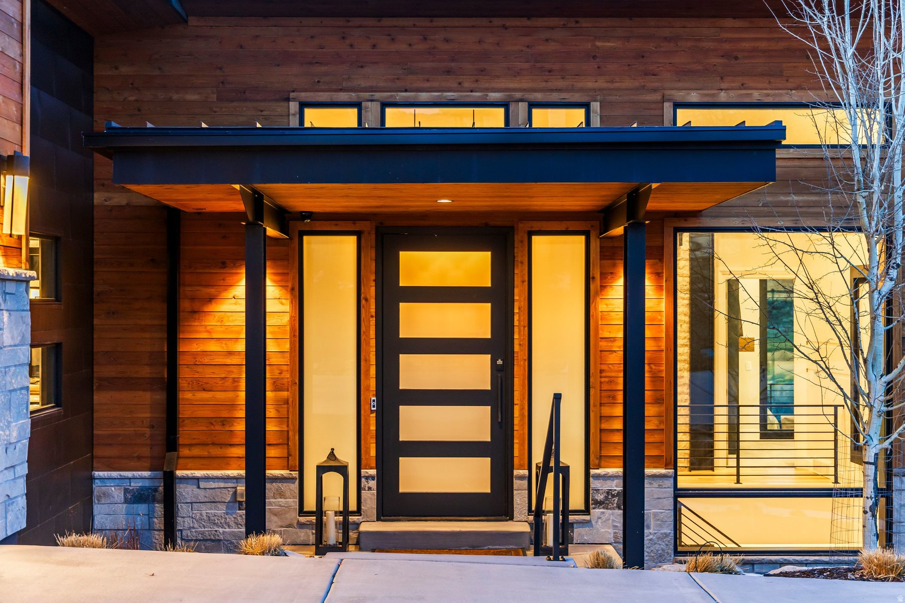3191 E WESTVIEW TRL