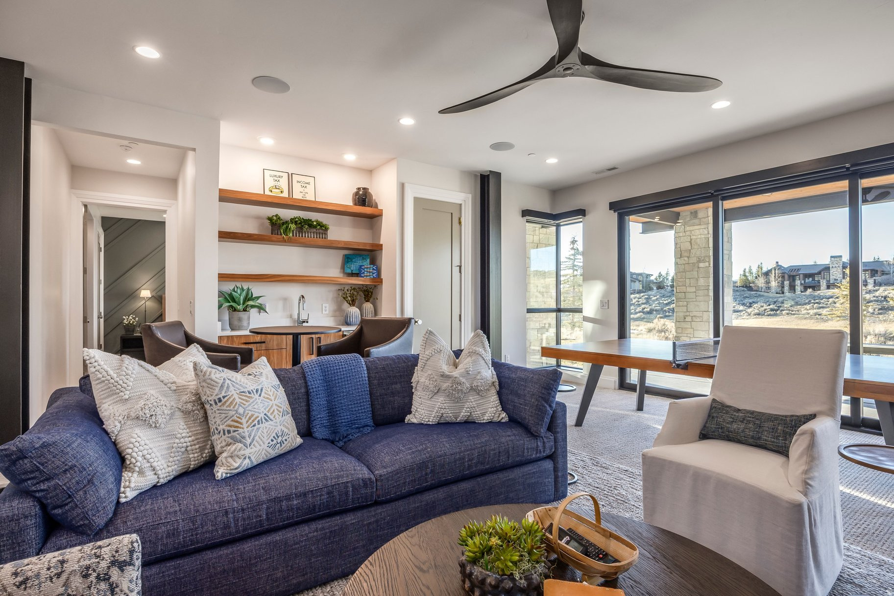 3191 E WESTVIEW TRL