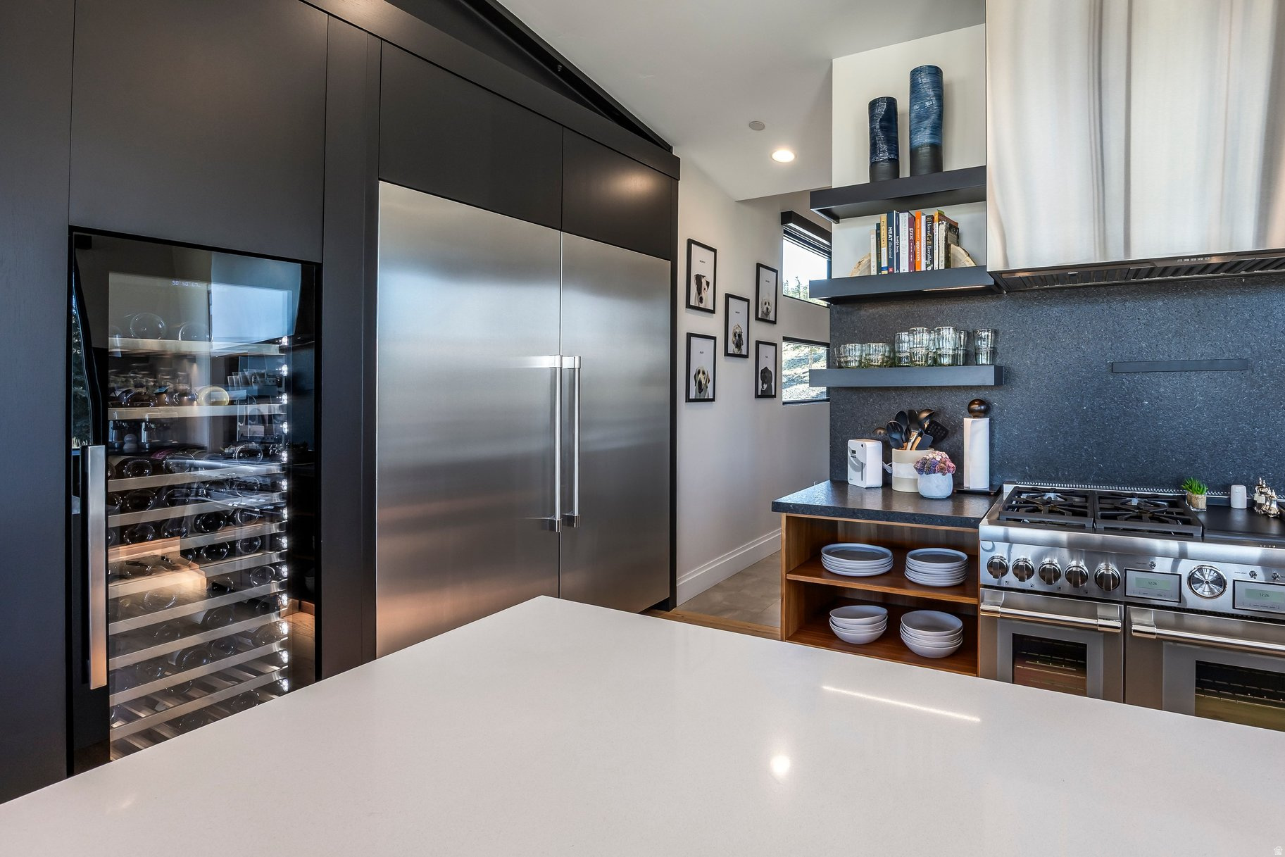 3191 E WESTVIEW TRL