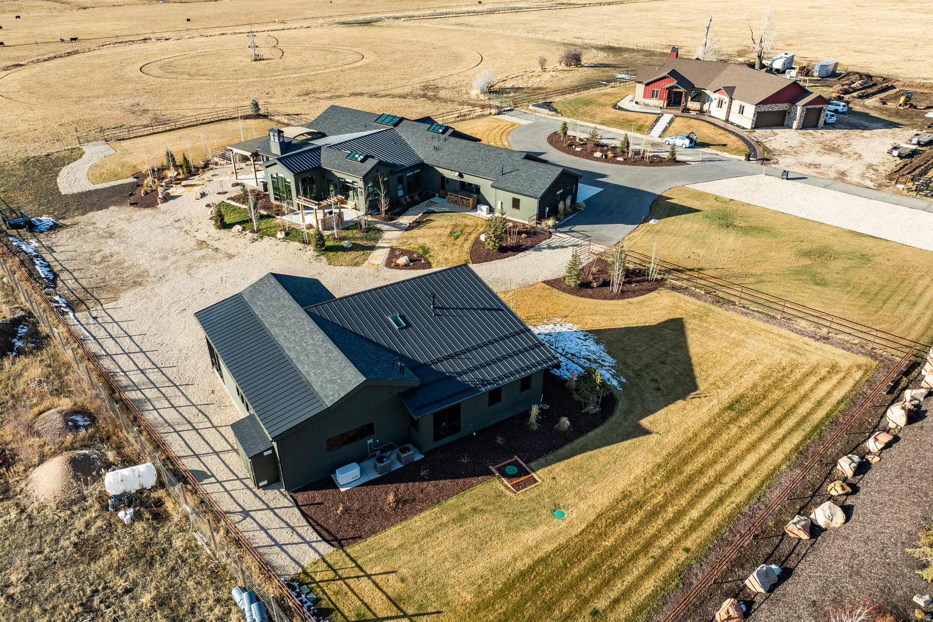 307 W LAZY ACRES LN