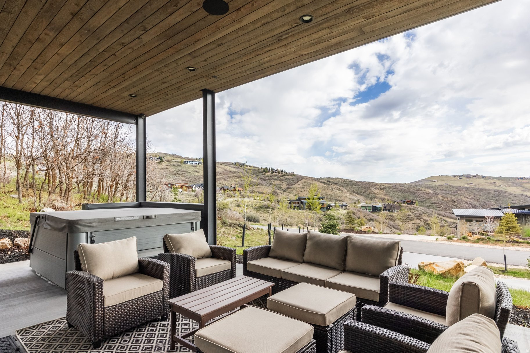 4027 ASPEN CAMP LOOP