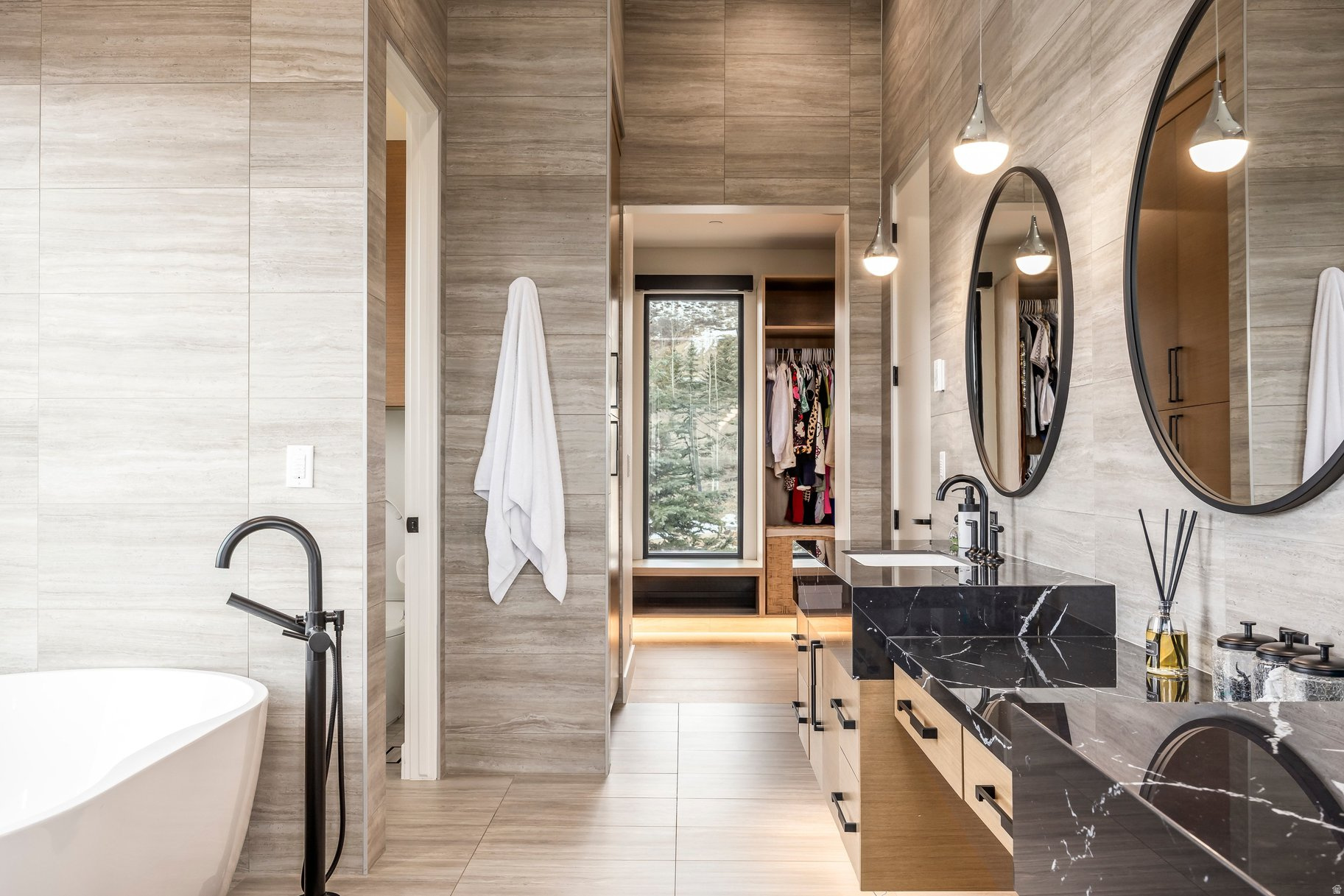 4027 ASPEN CAMP LOOP