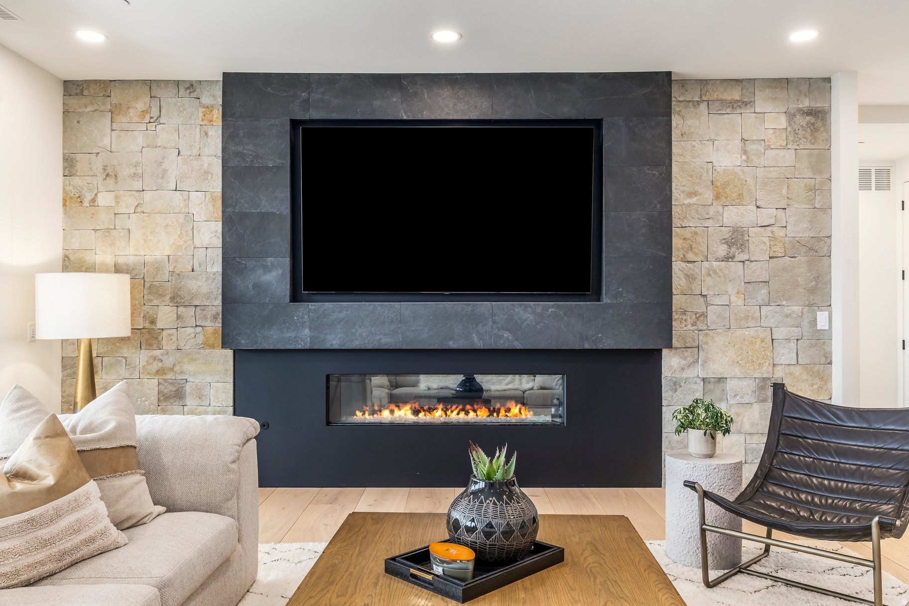 4027 ASPEN CAMP LOOP