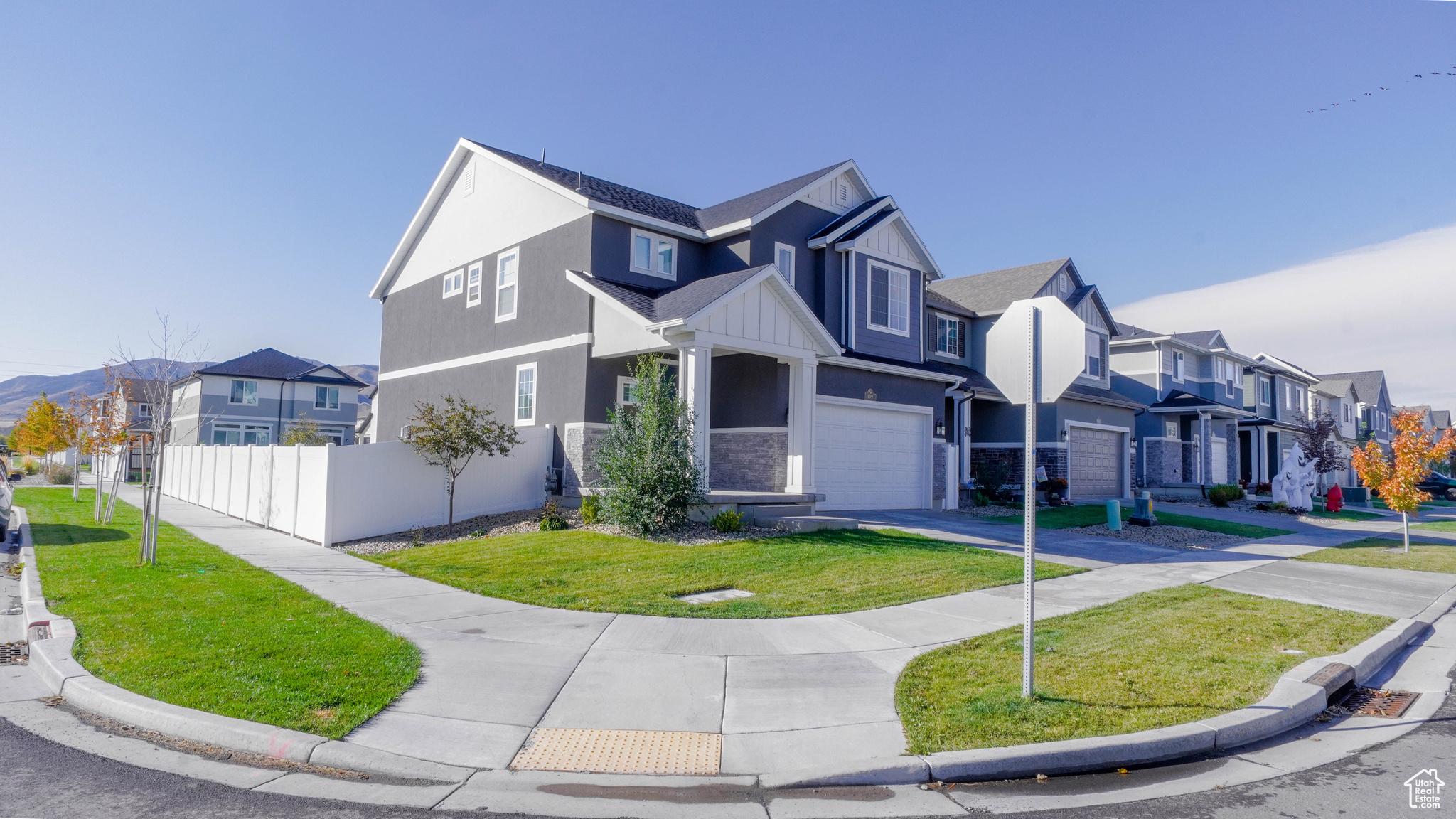 109 E HIDDEN CREEK WAY #550