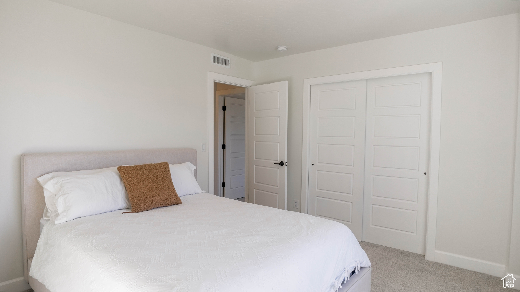 109 E HIDDEN CREEK WAY #550
