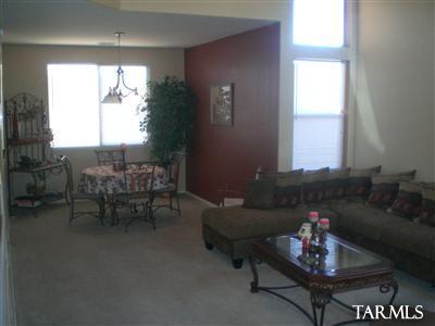 6784 S Avenida De Aventura