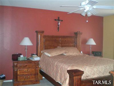 6784 S Avenida De Aventura