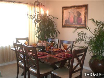 129 E Camino del Abedul