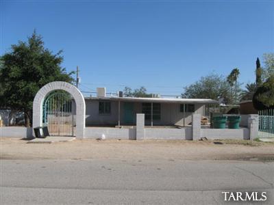 6649 S Burcham Avenue