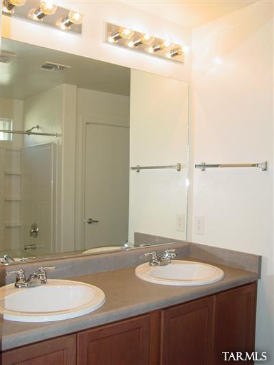 722 W Paseo Celestial