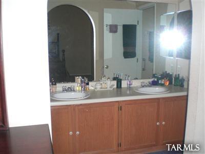 3284 W Avenida Sombra