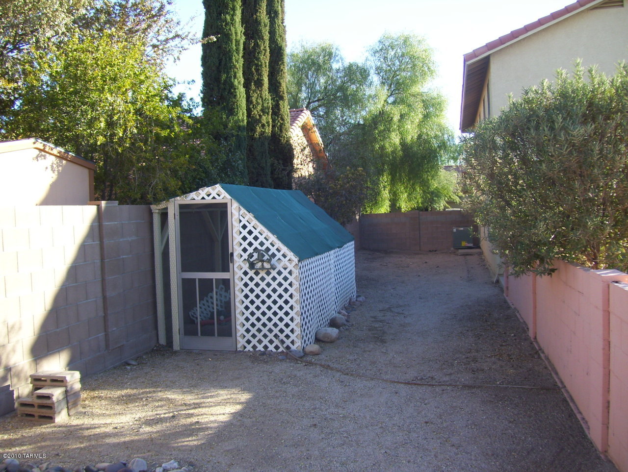 2515 S Perillo Drive