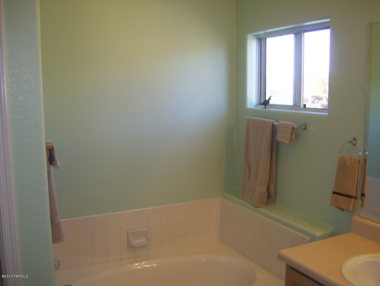 2515 S Perillo Drive