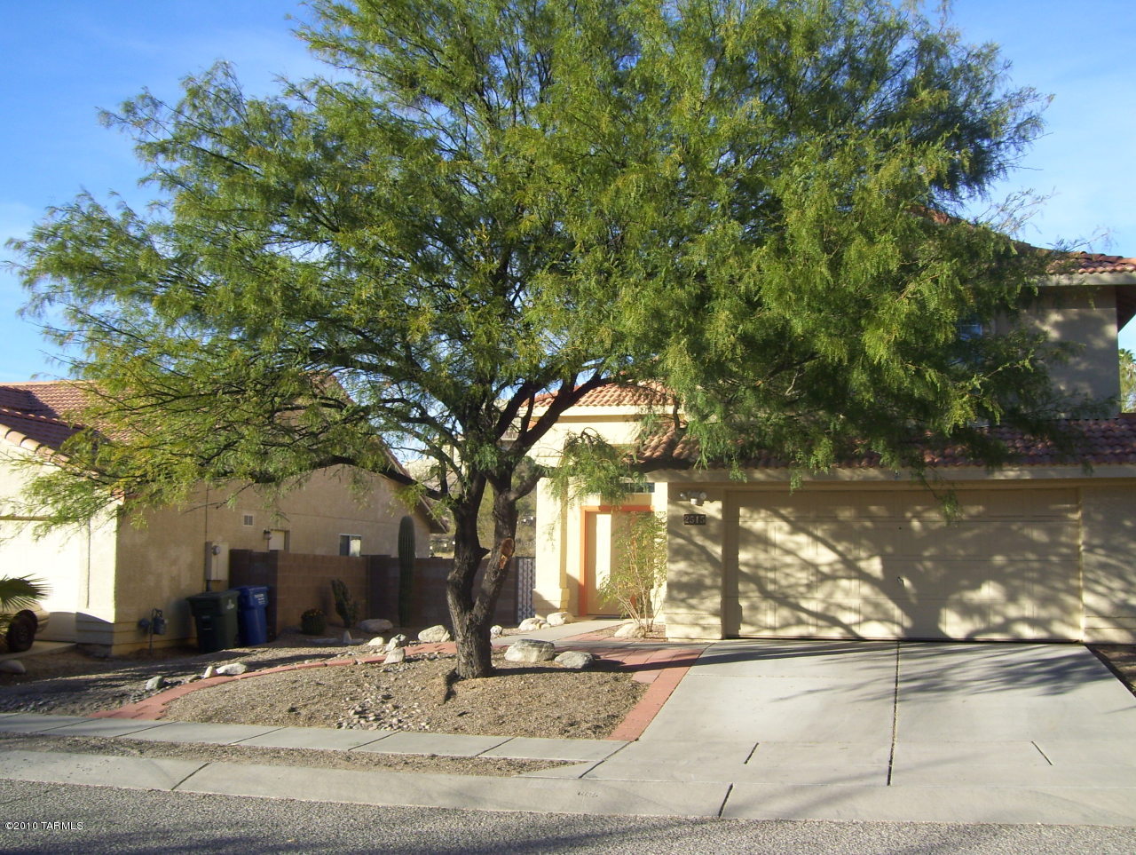 2515 S Perillo Drive