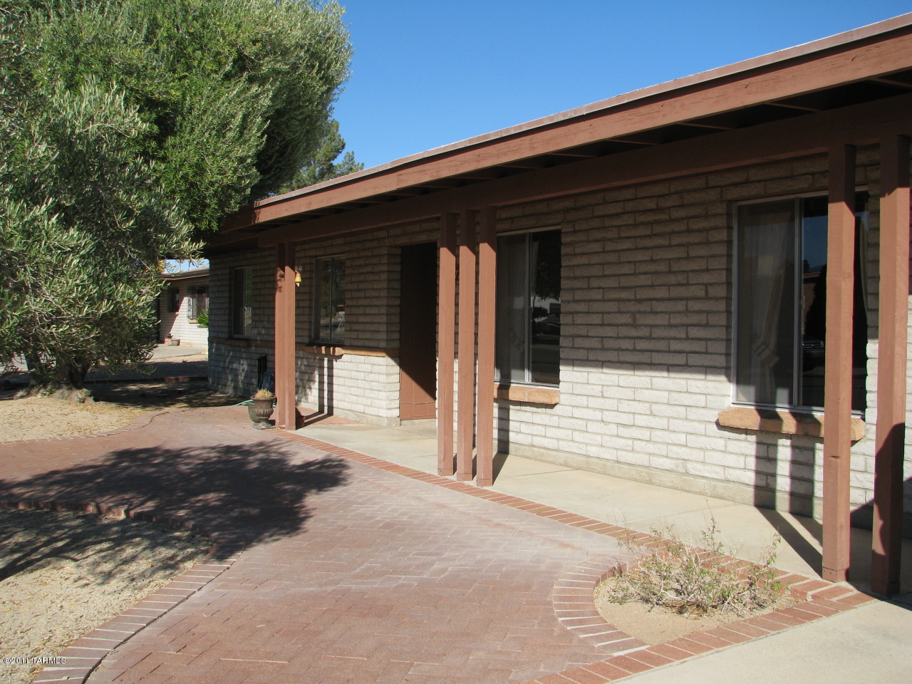 2773 S Pace East Drive