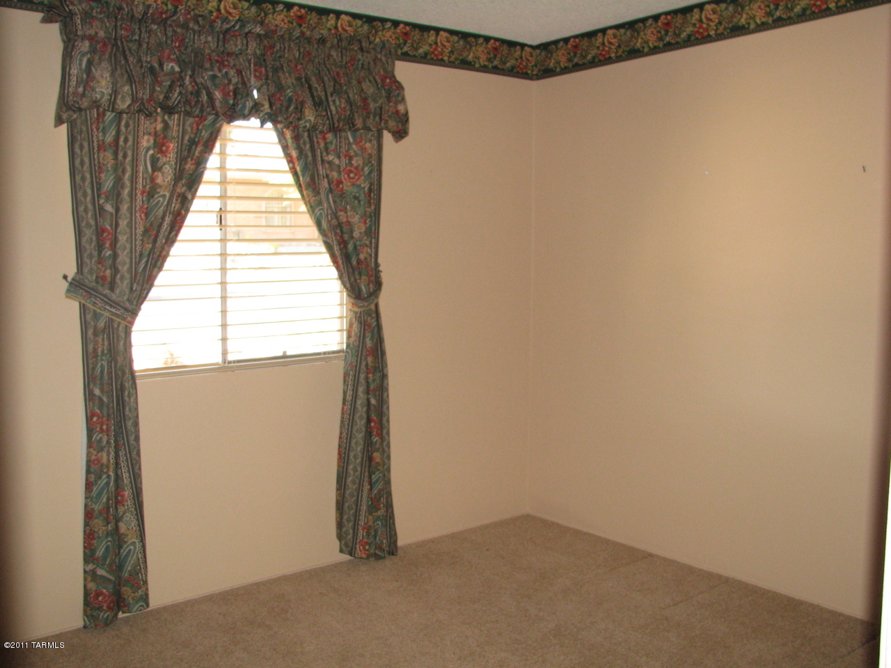 2773 S Pace East Drive