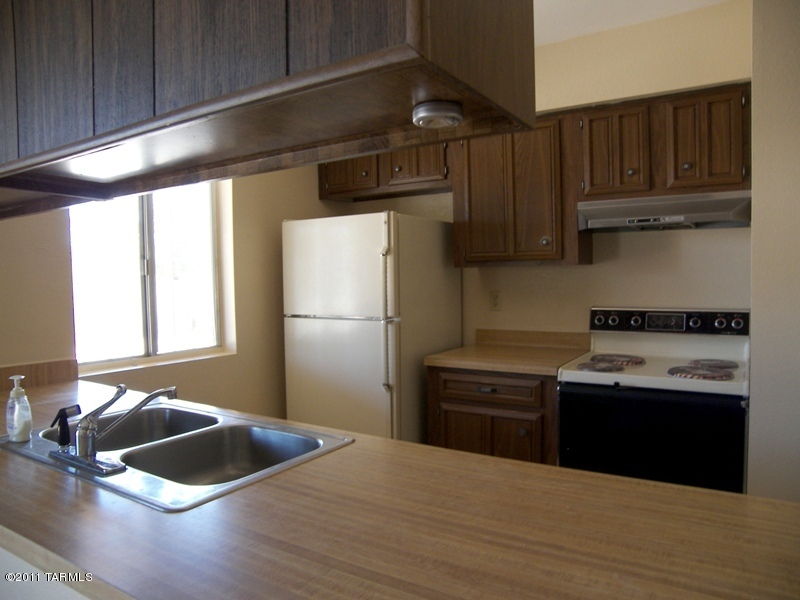 2101 S Timberline Avenue