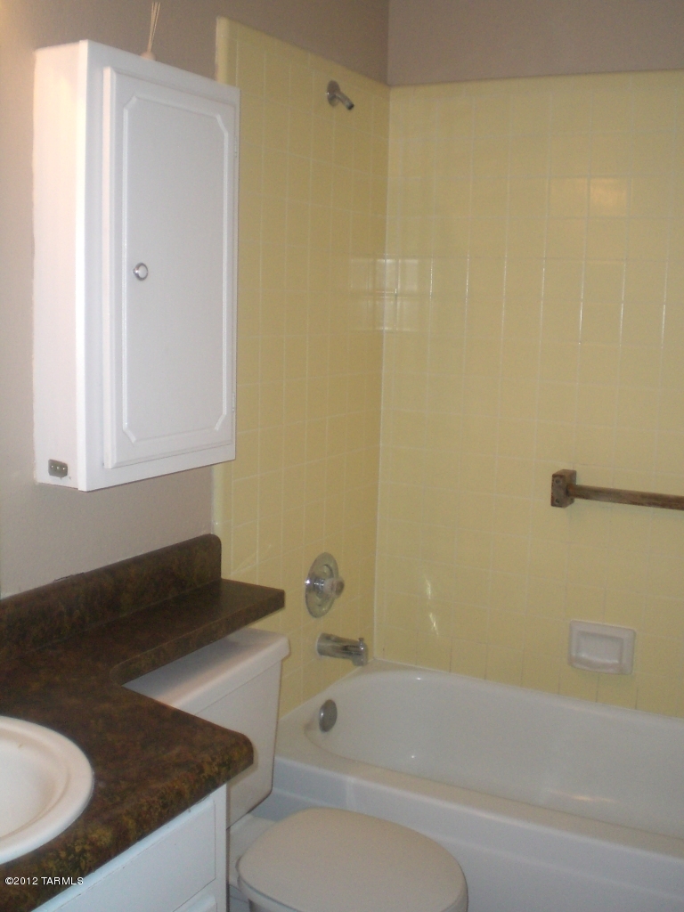 3239 W Avenida Obregon