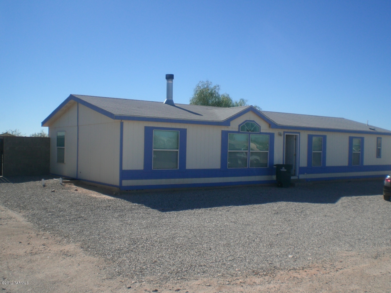 5864 E Farmridge Drive