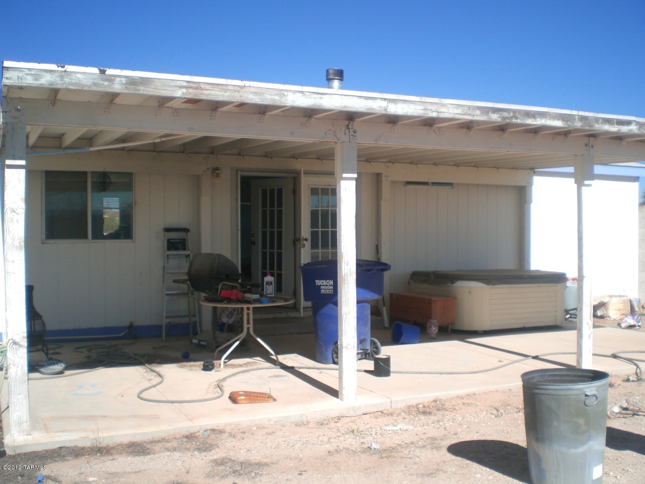 5864 E Farmridge Drive