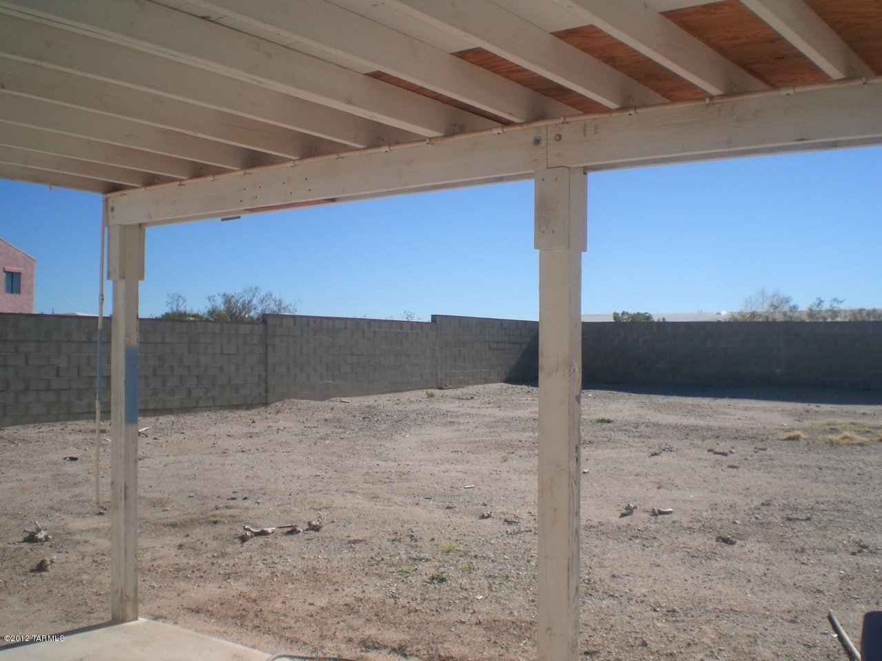 5864 E Farmridge Drive