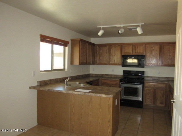 18477 S Copper Basin