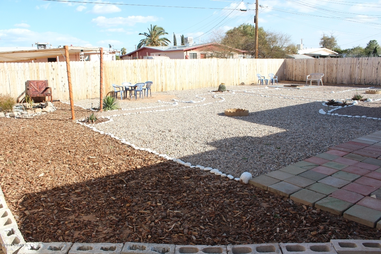 2123 S Rosemont (No Traffic) Avenue