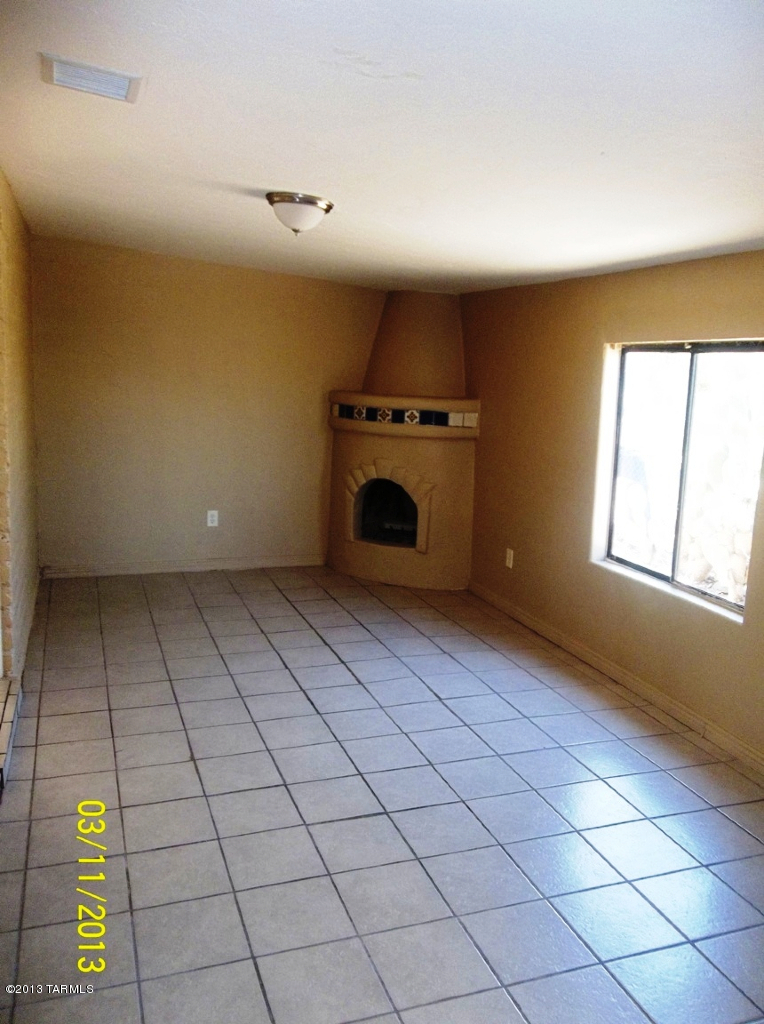 1562 W Ontario Street