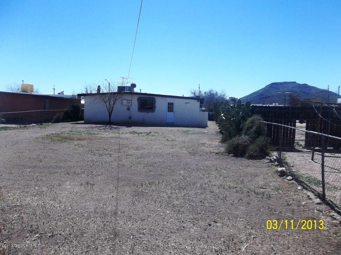 1562 W Ontario Street