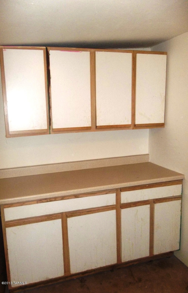 1562 W Ontario Street