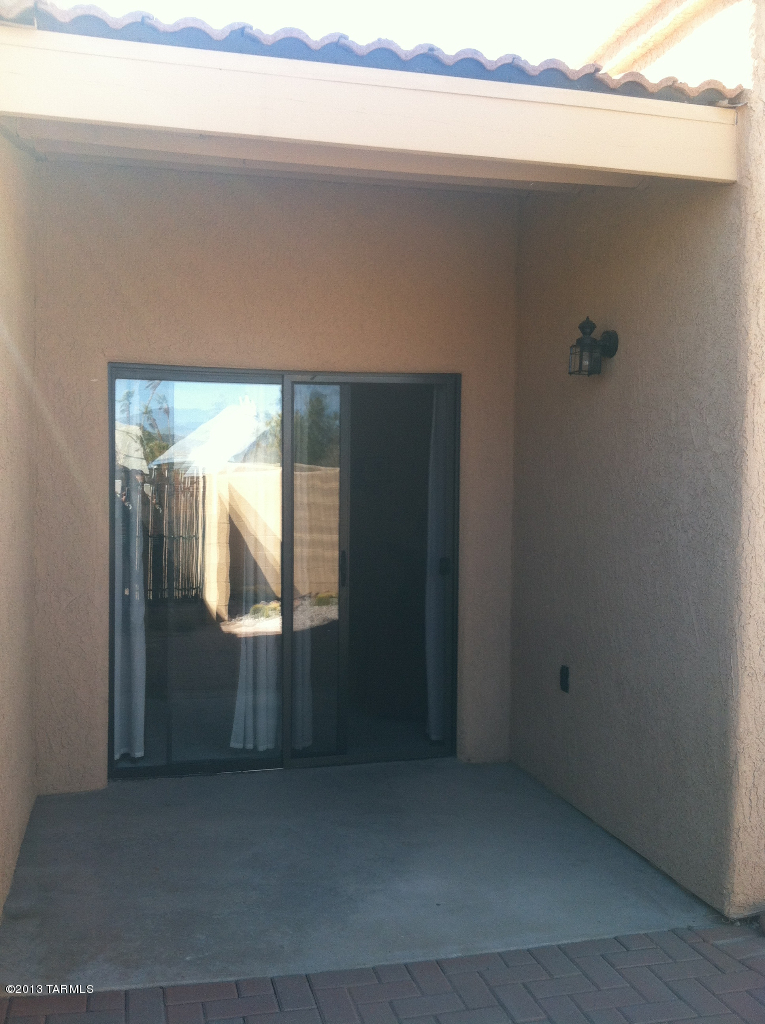 2503 S Timberline Avenue