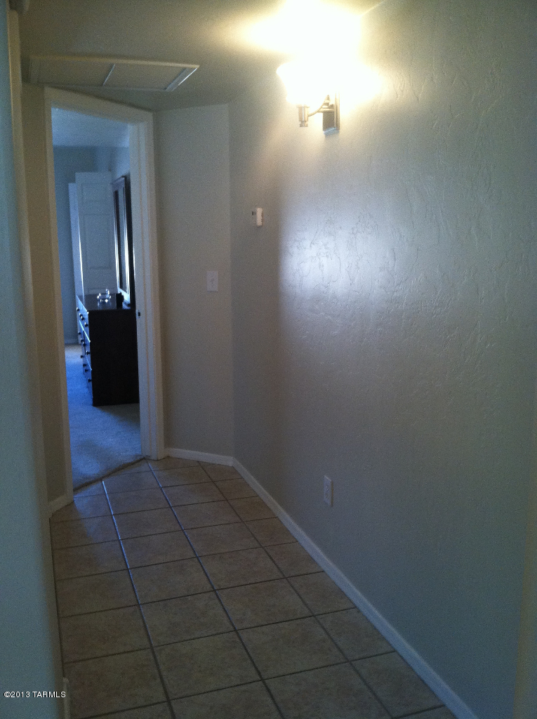 2503 S Timberline Avenue