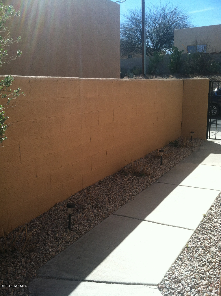 2503 S Timberline Avenue