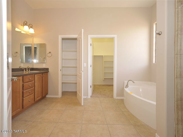 14384 N Pipestone Place