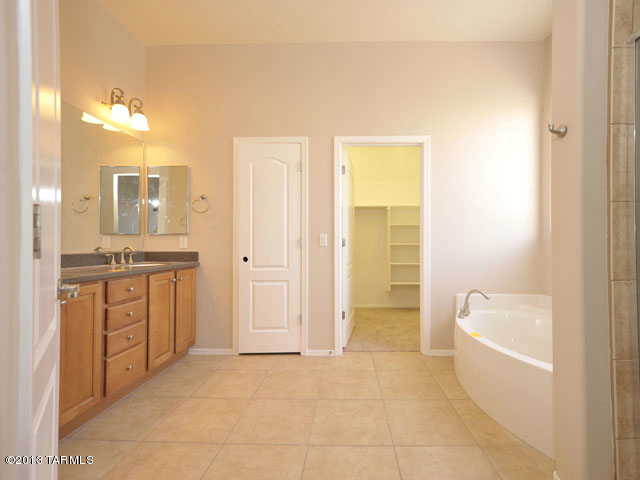 14384 N Pipestone Place