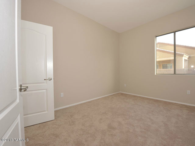 14384 N Pipestone Place