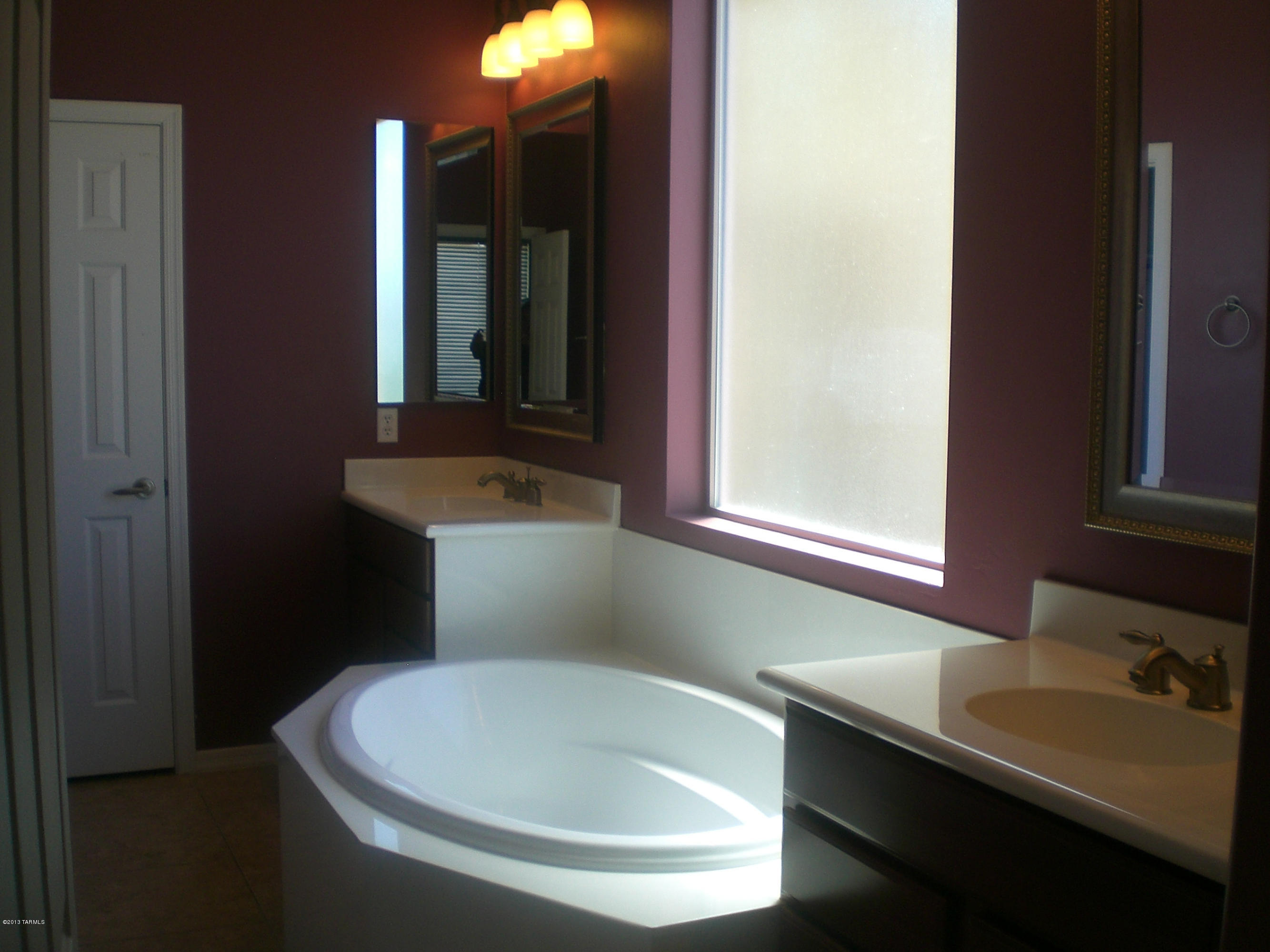 9674 S Via Del Alcance