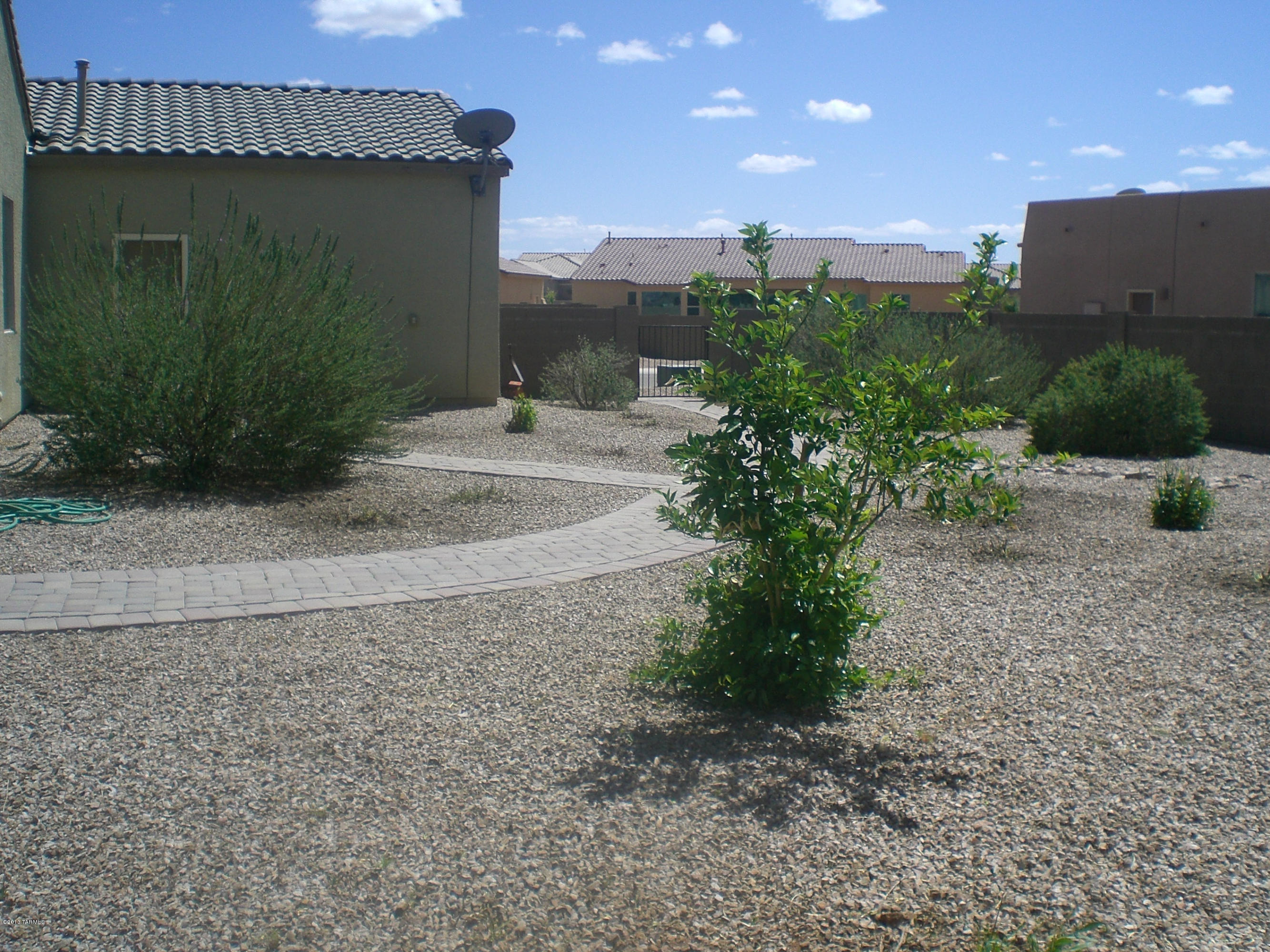 9674 S Via Del Alcance