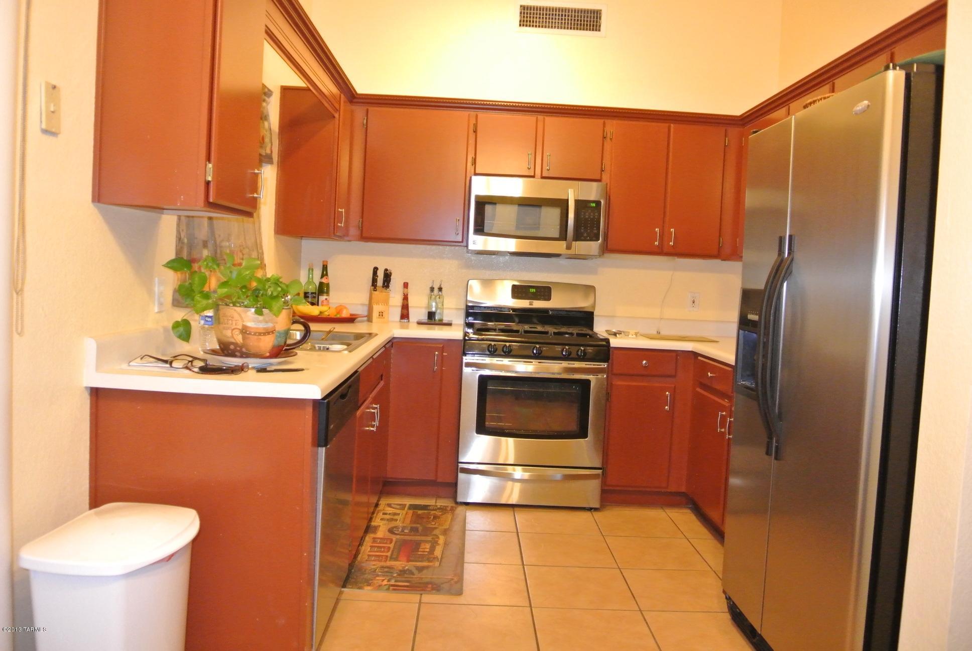 1594 W Denning Court