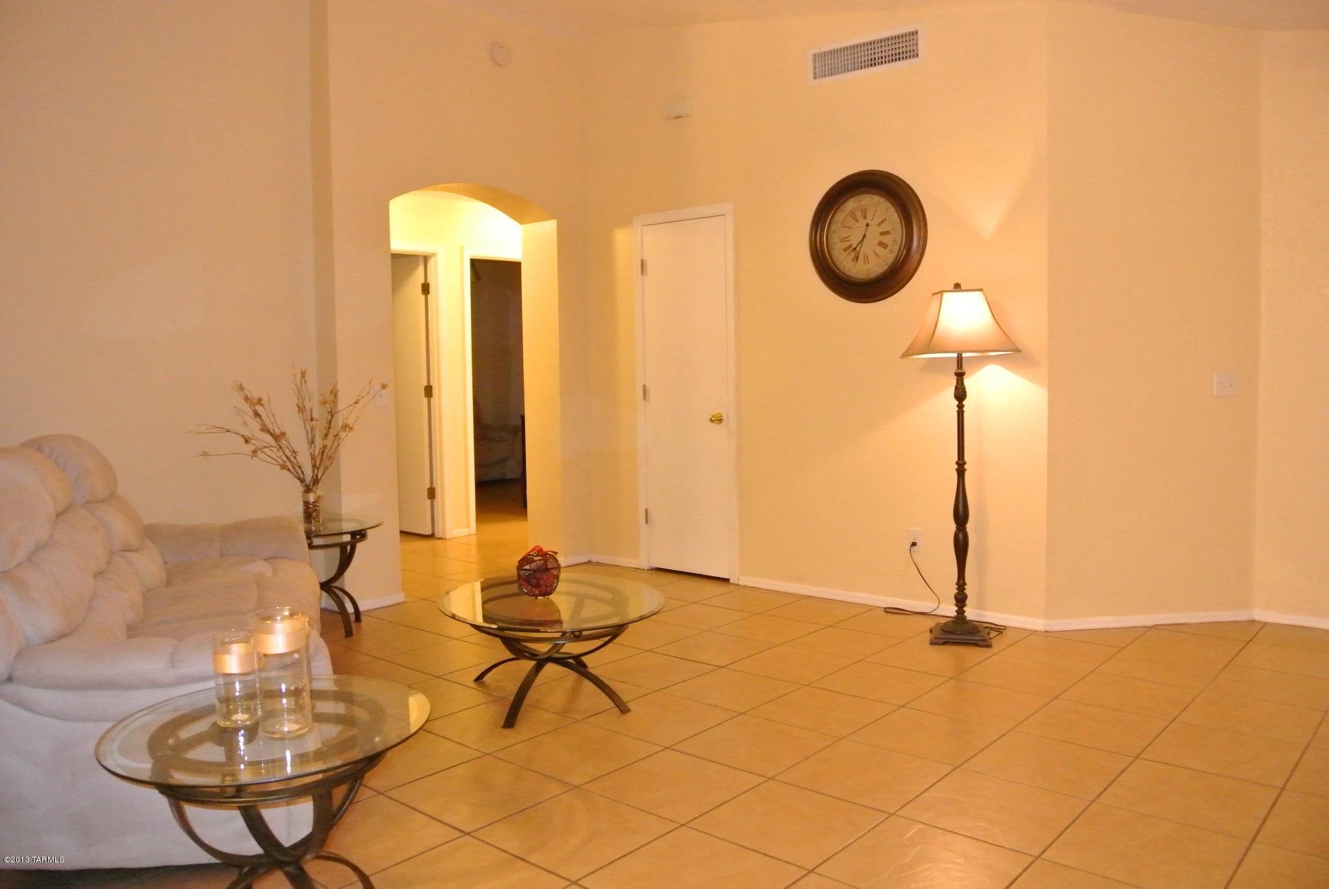 1594 W Denning Court