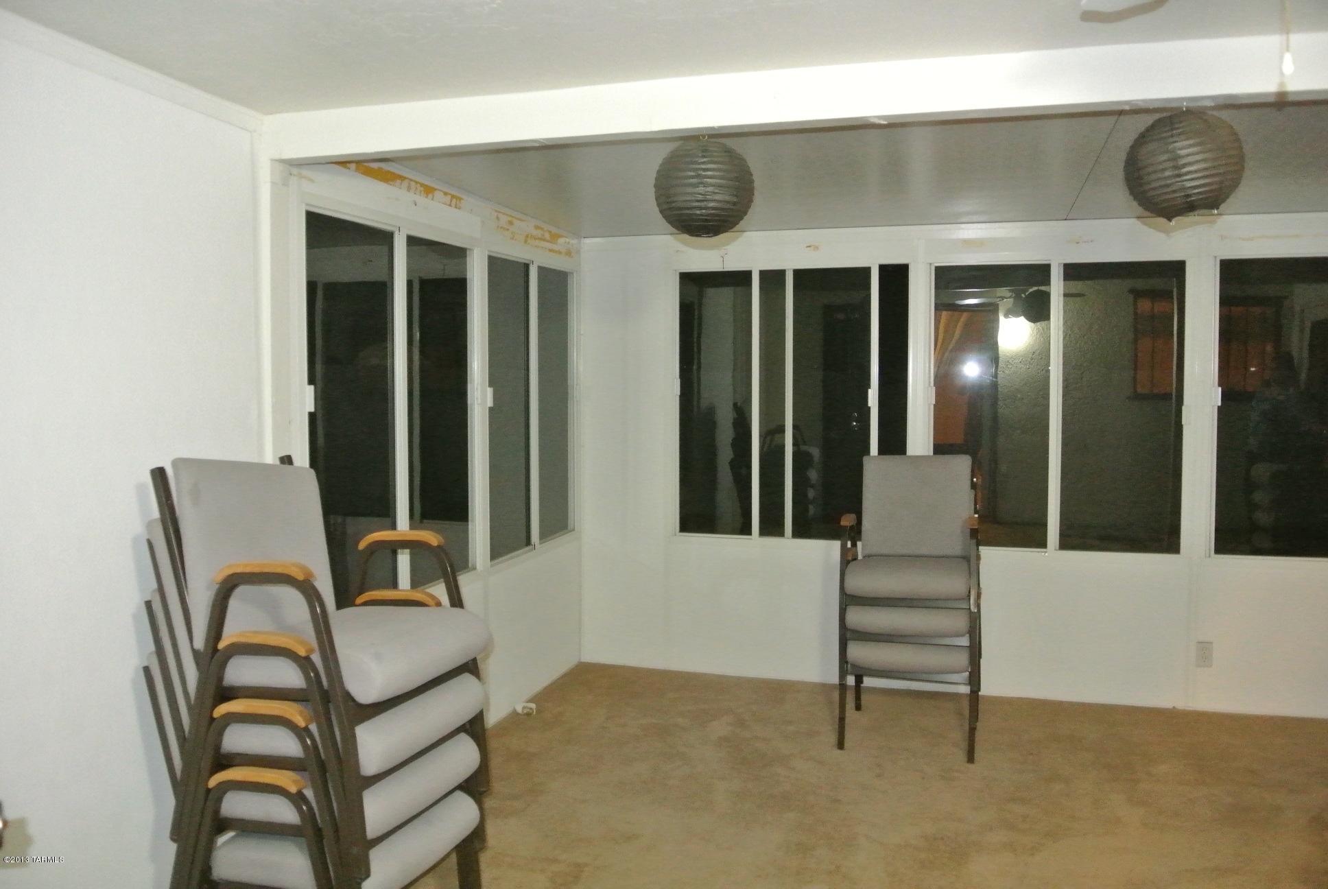 1594 W Denning Court