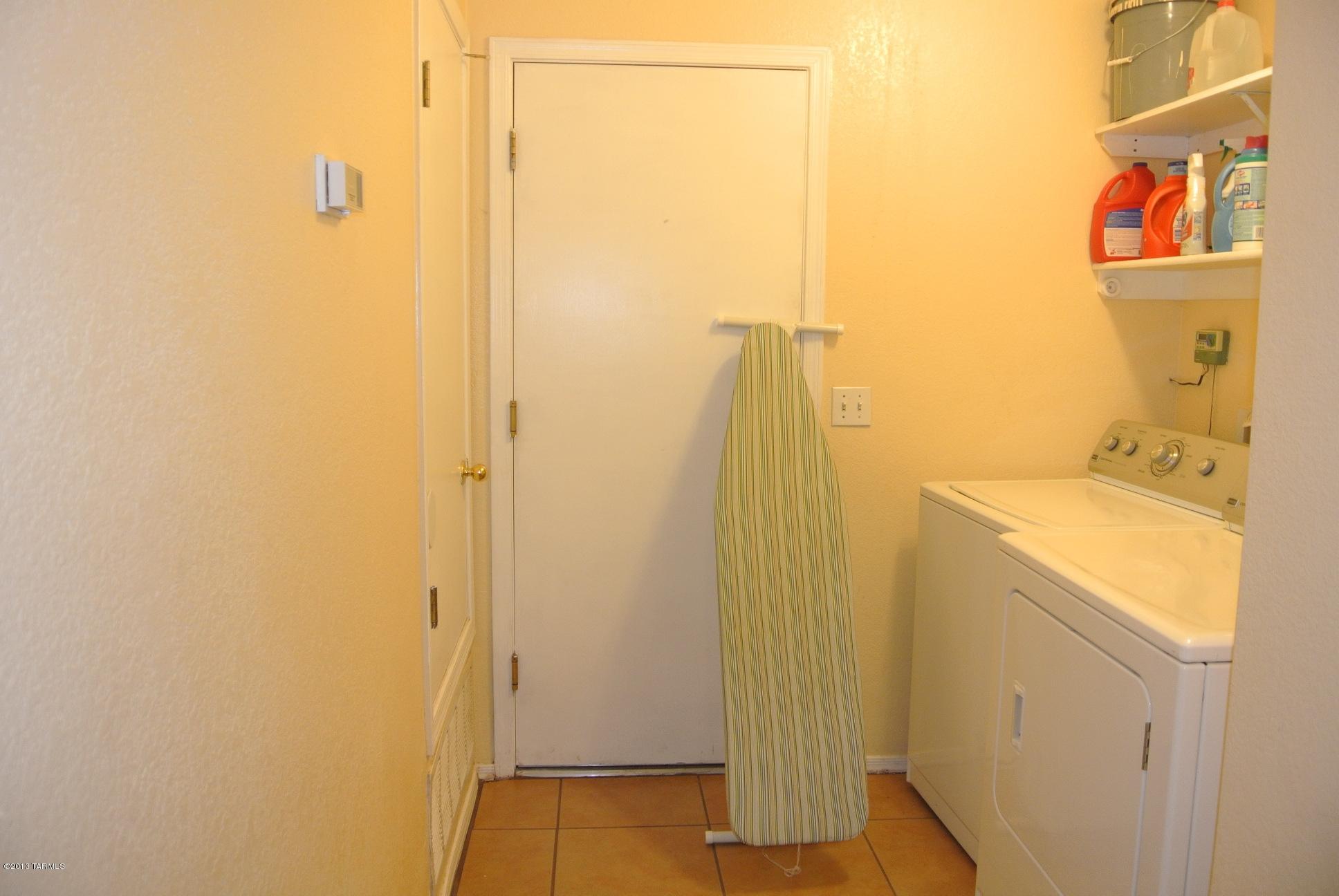 1594 W Denning Court