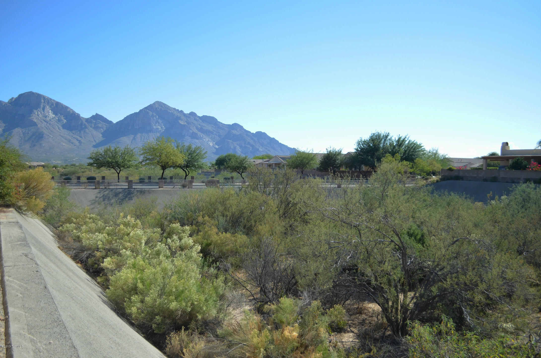 11747 N Monterra Vista Drive