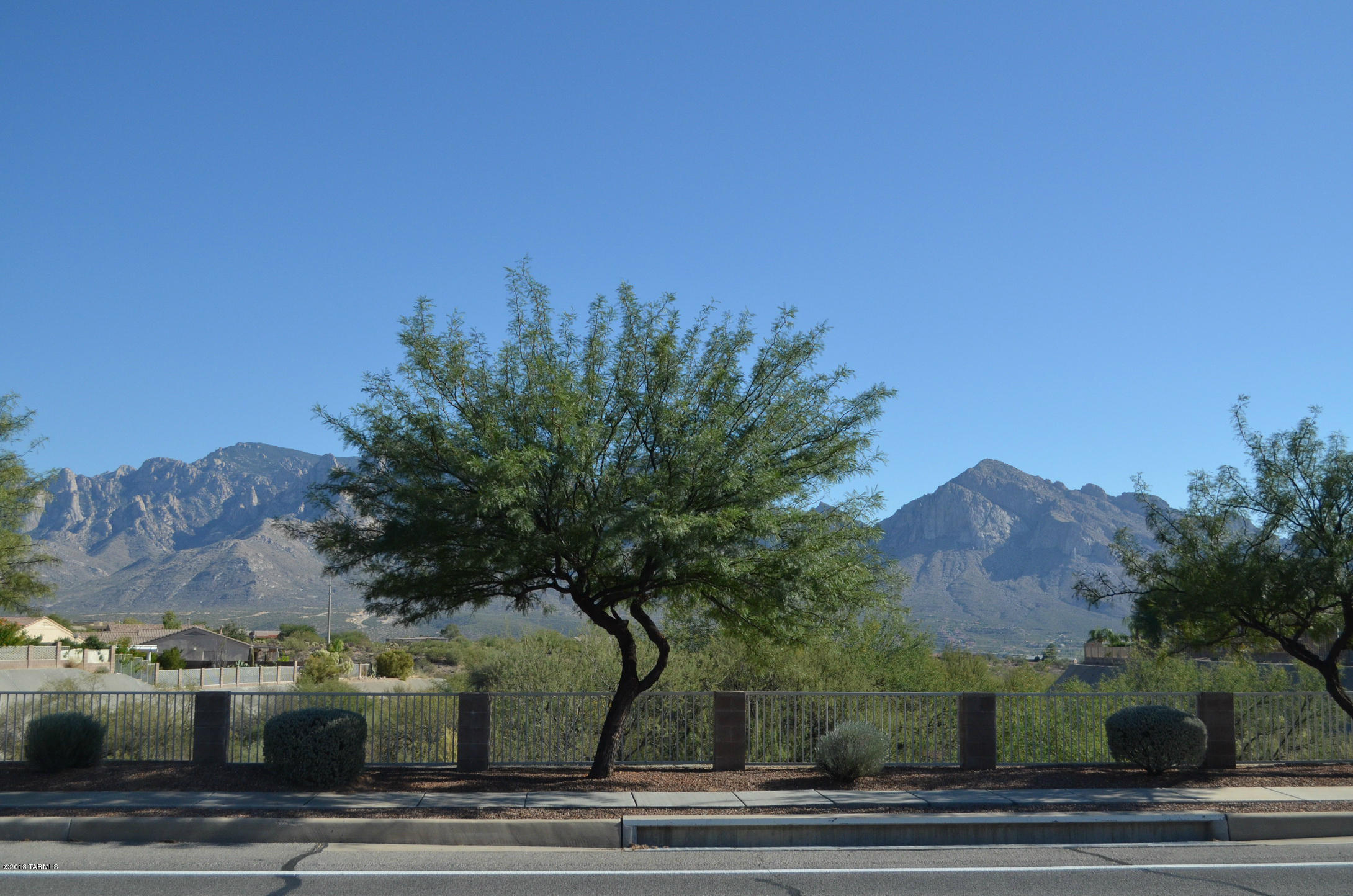 11747 N Monterra Vista Drive